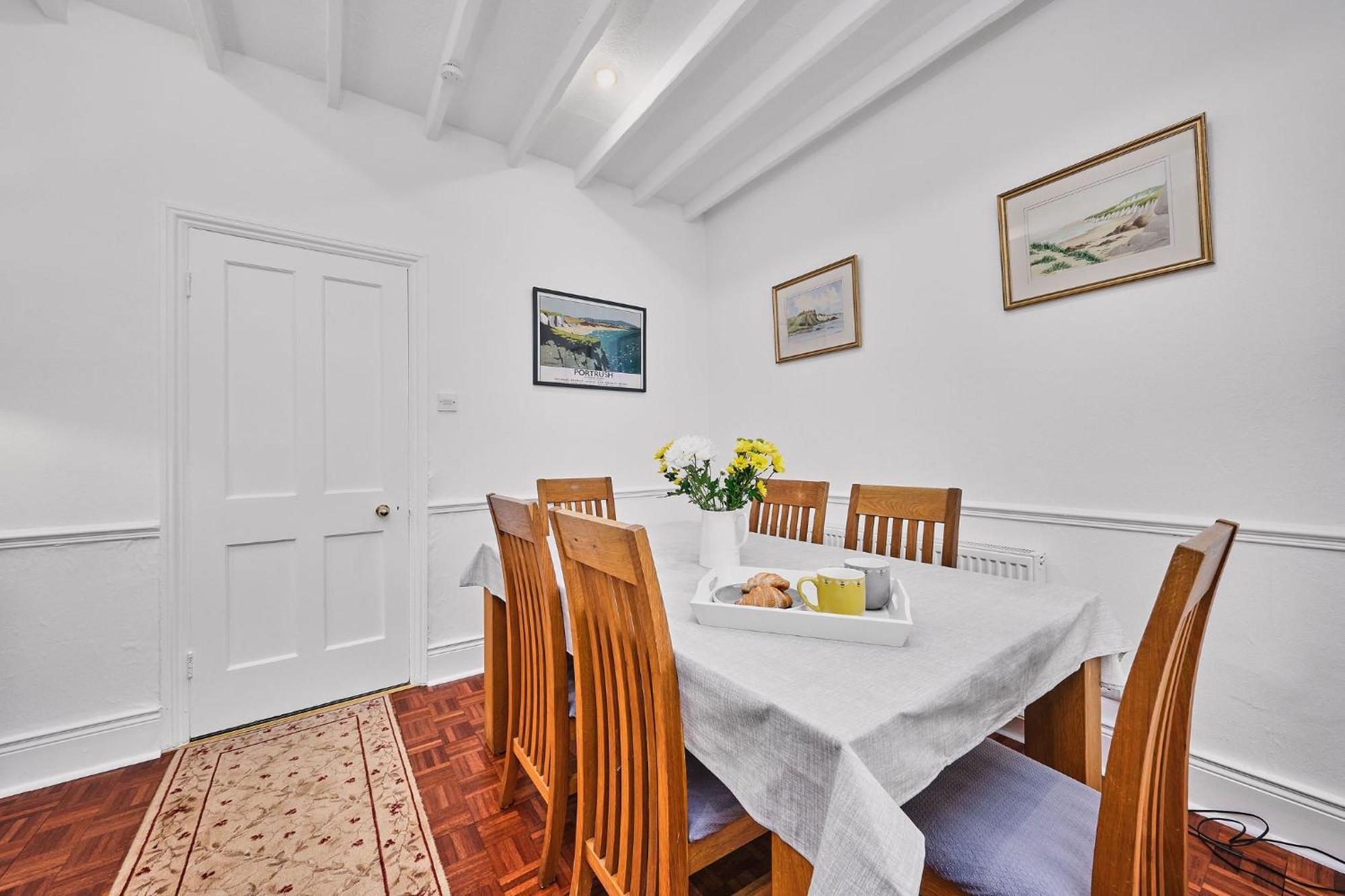 Portrush By The Tee Villa Ngoại thất bức ảnh